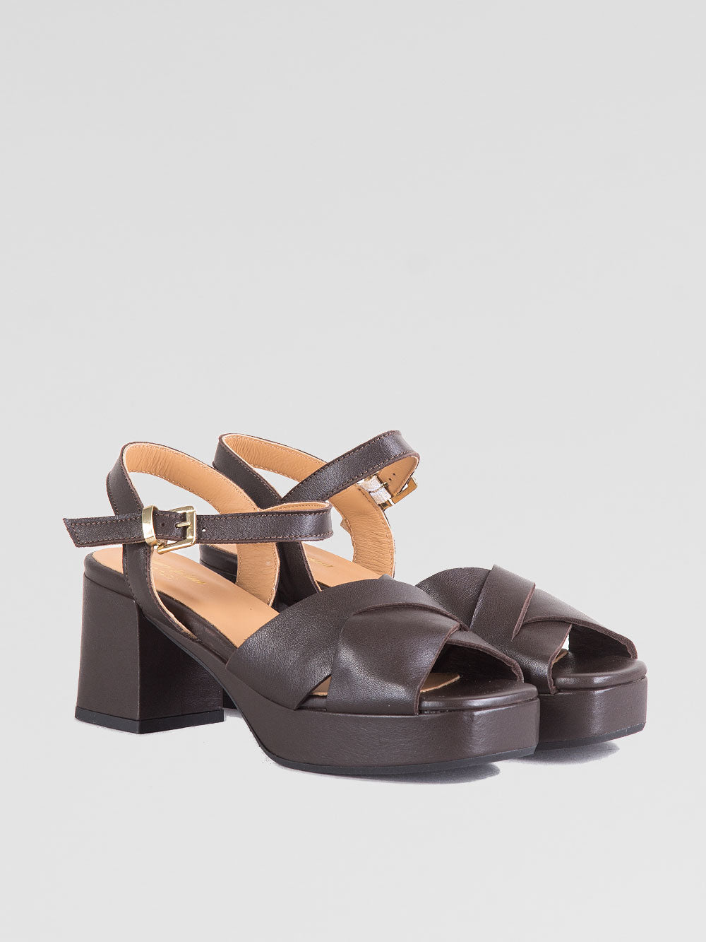 Sandali in pelle intrecciata
