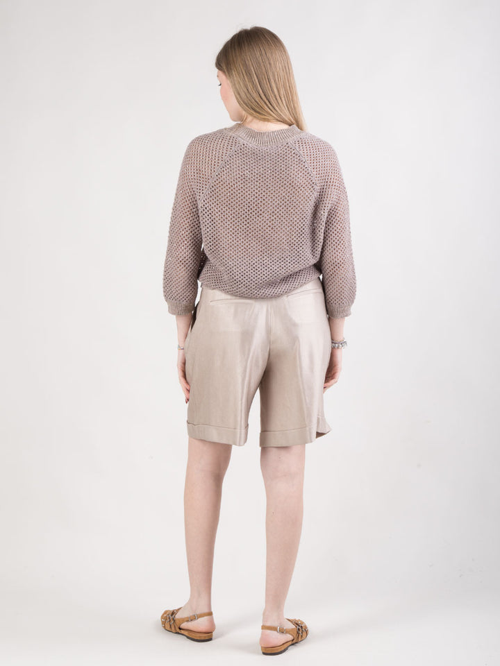 Shorts con risvolto e cinturino con applicazioni argento