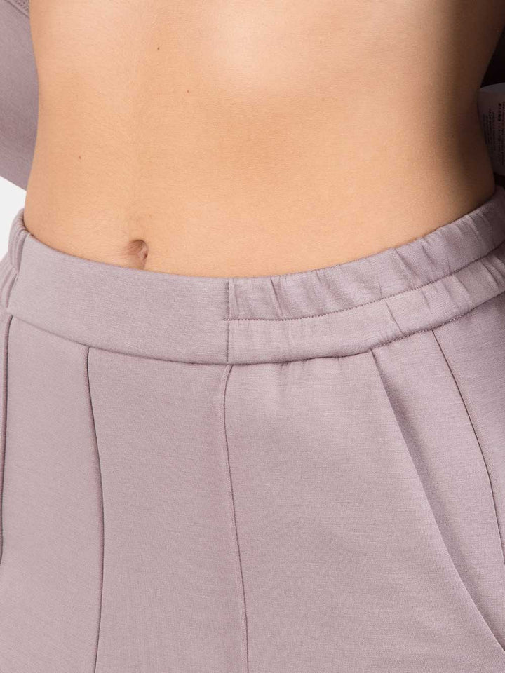 Pantaloni cropped