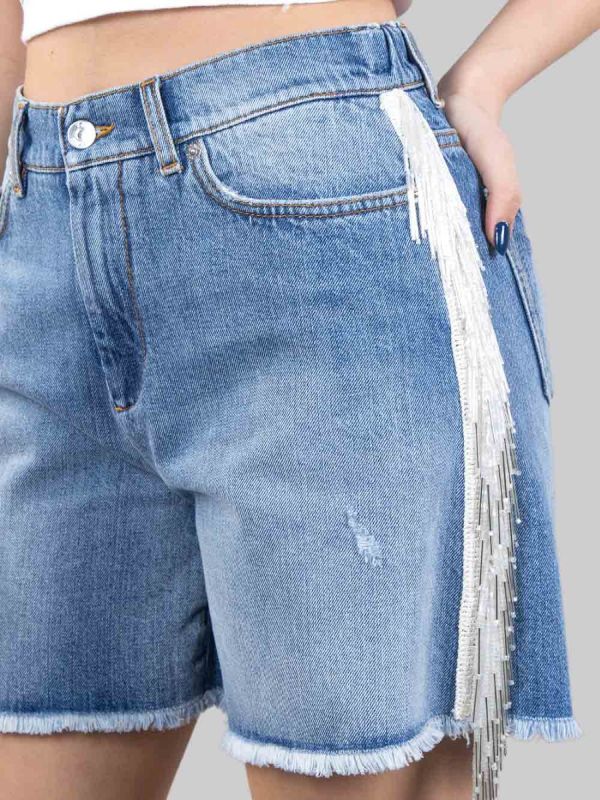 SHORTS IN DENIM CARLIE CON FRANGE IN PERLINE