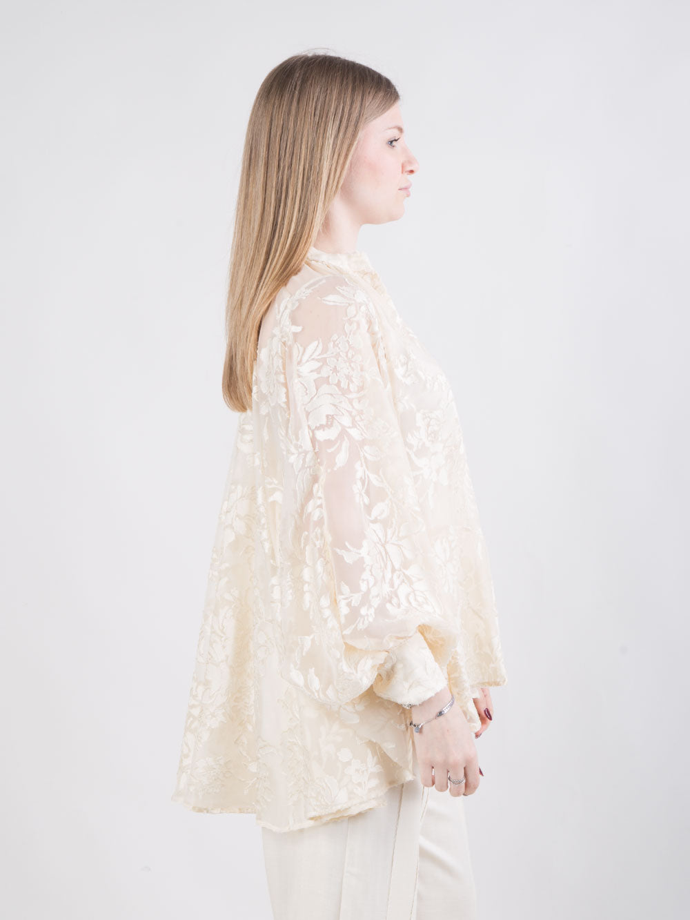Camicia poncho ricamata