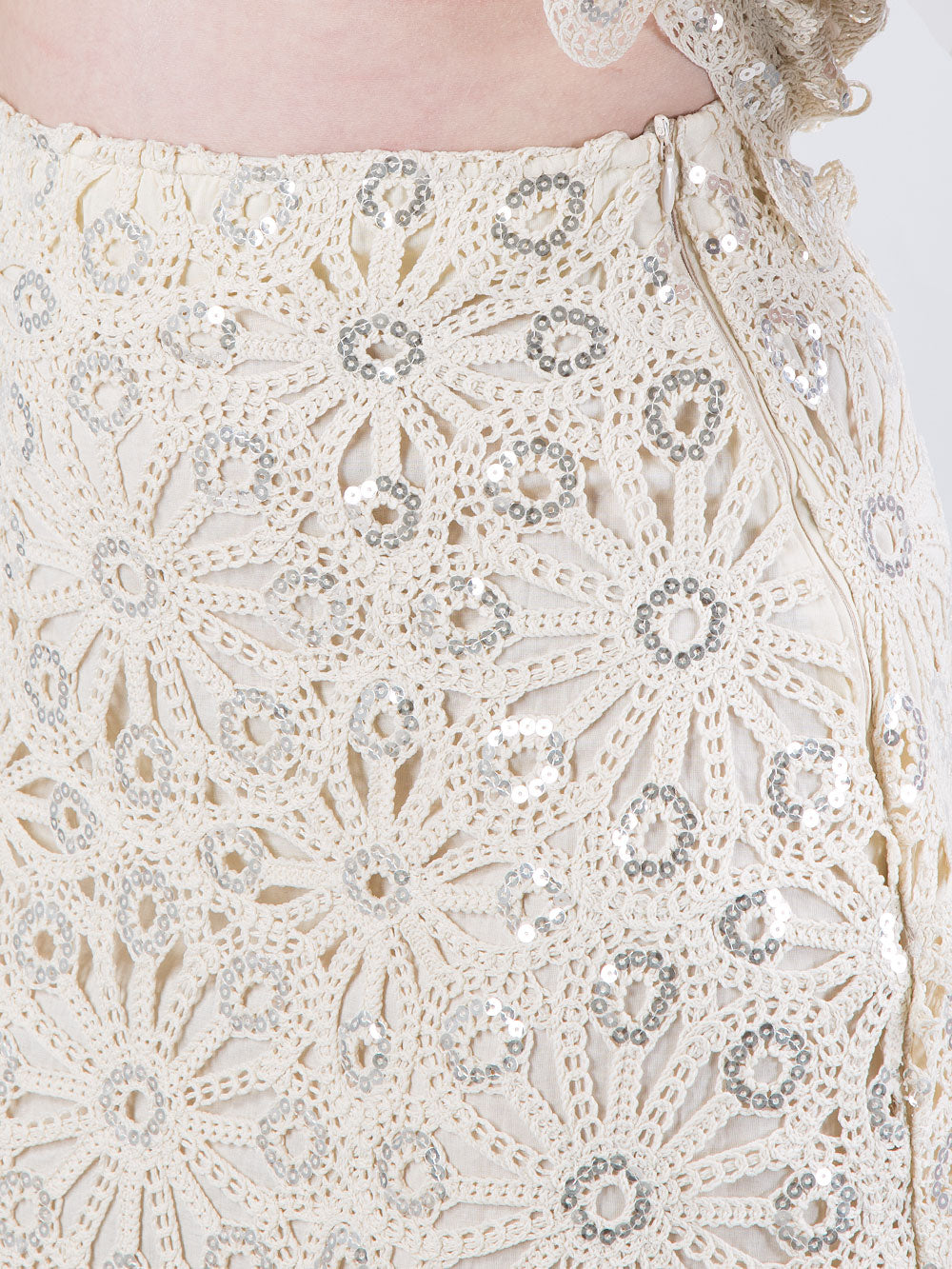 Gonna lounguette crochet con paillettes