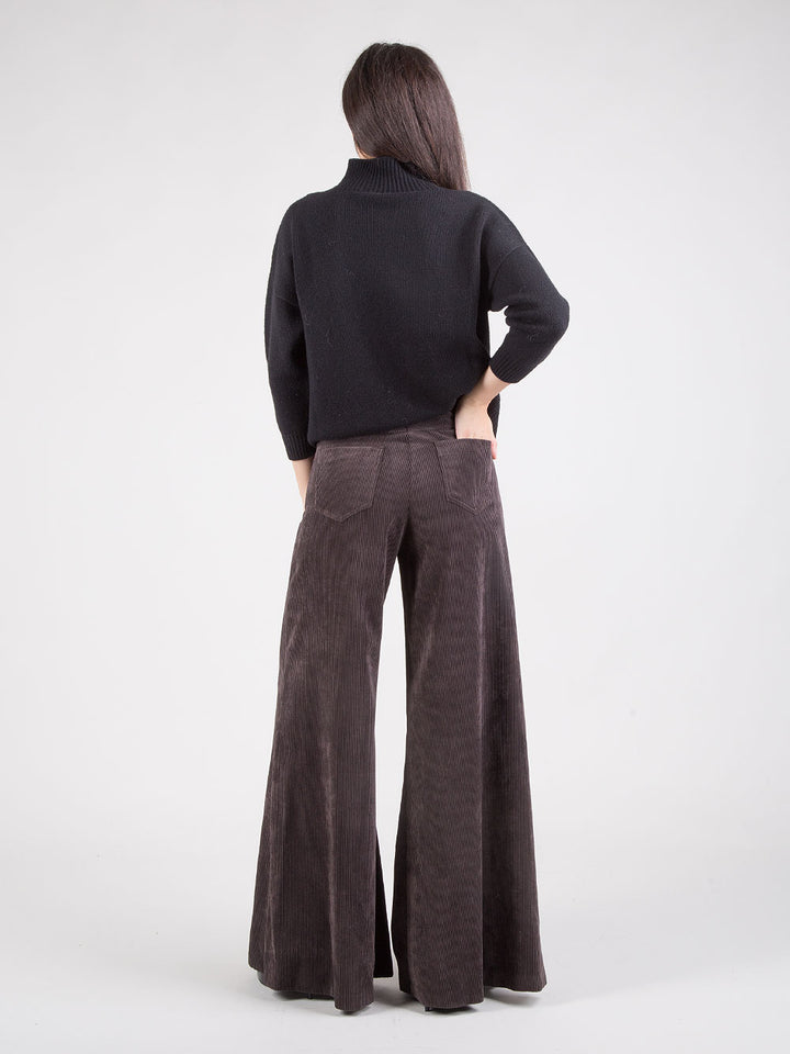 Pantaloni maxi flare
