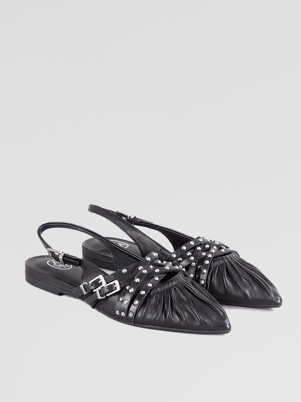 Ballerina flat a punta con borchie argento