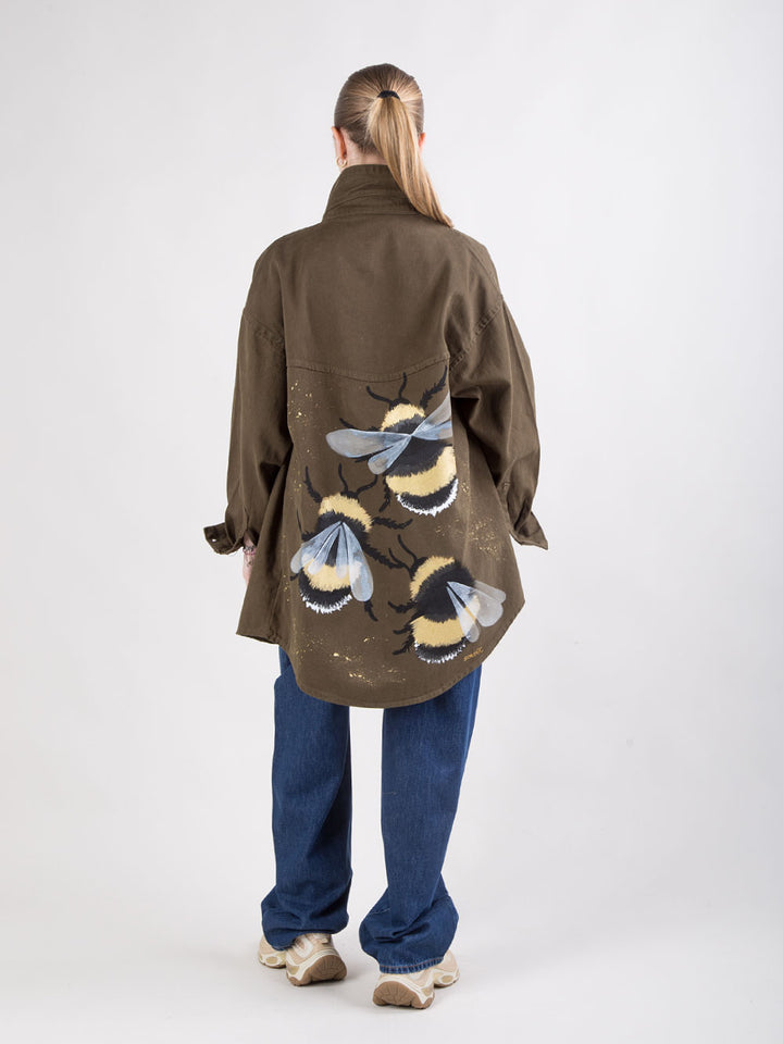 Giacca camicia over in denim con disegni hand-painted