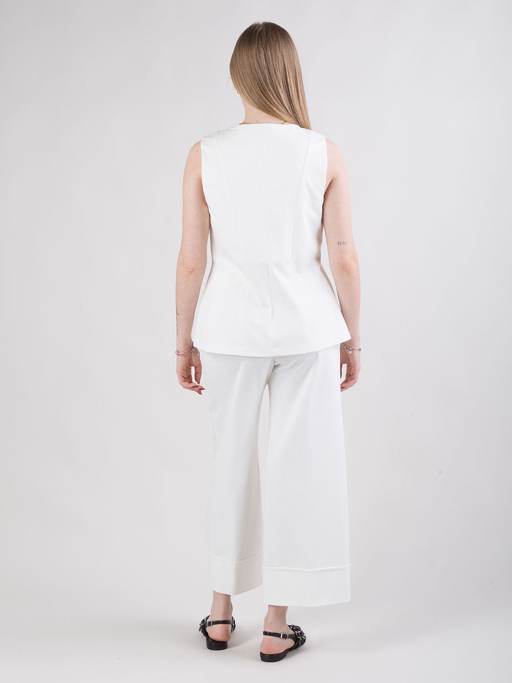 Pantalone bianco con risvolto alto