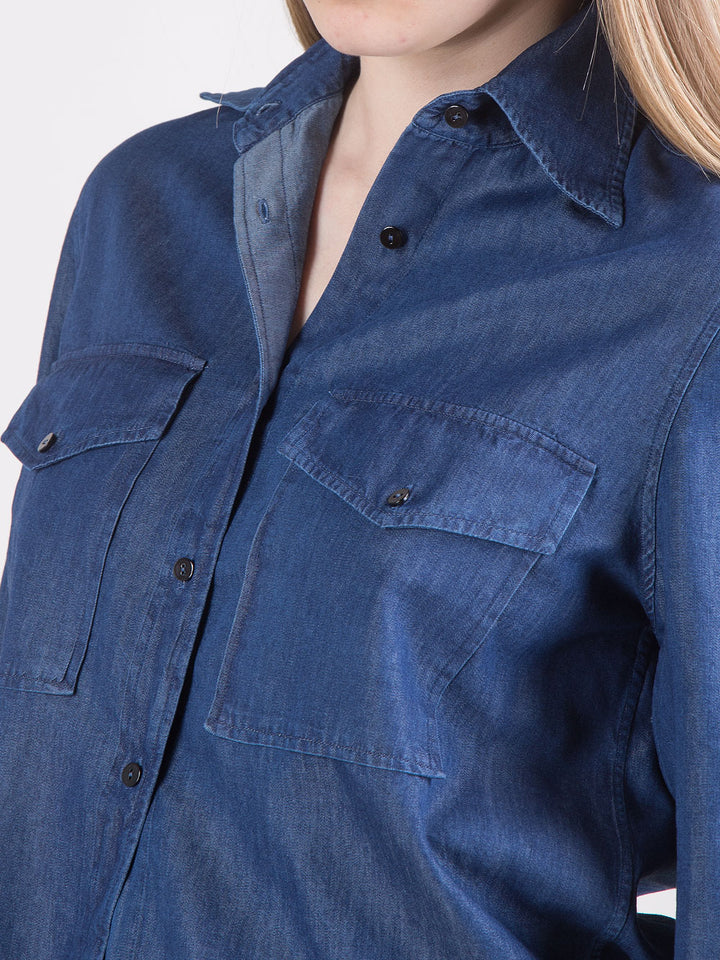 Camicia in denim con tasche frontali