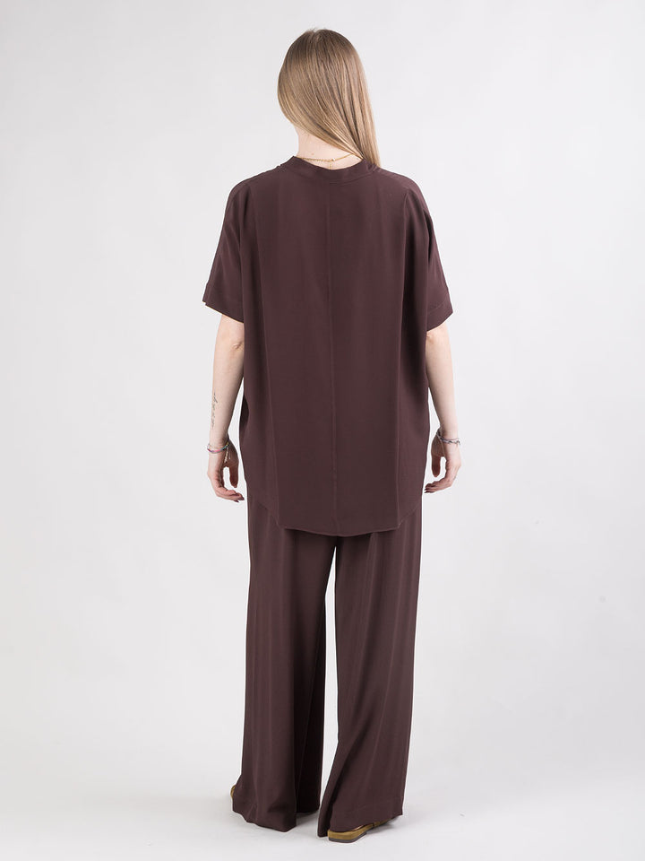 Completo blusa e pantalone