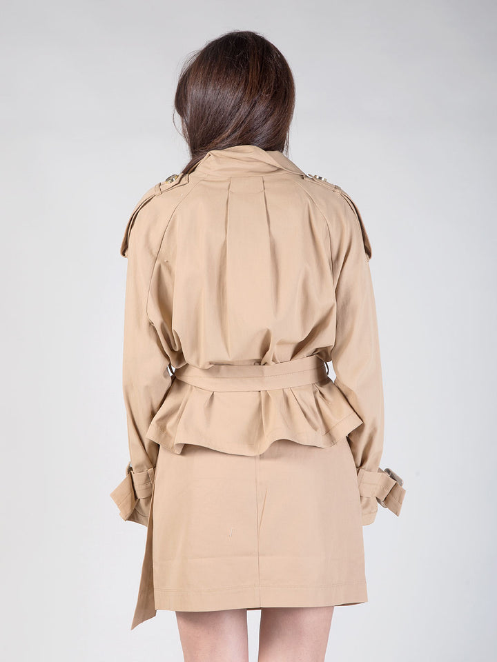 Trench corto asimmetrico