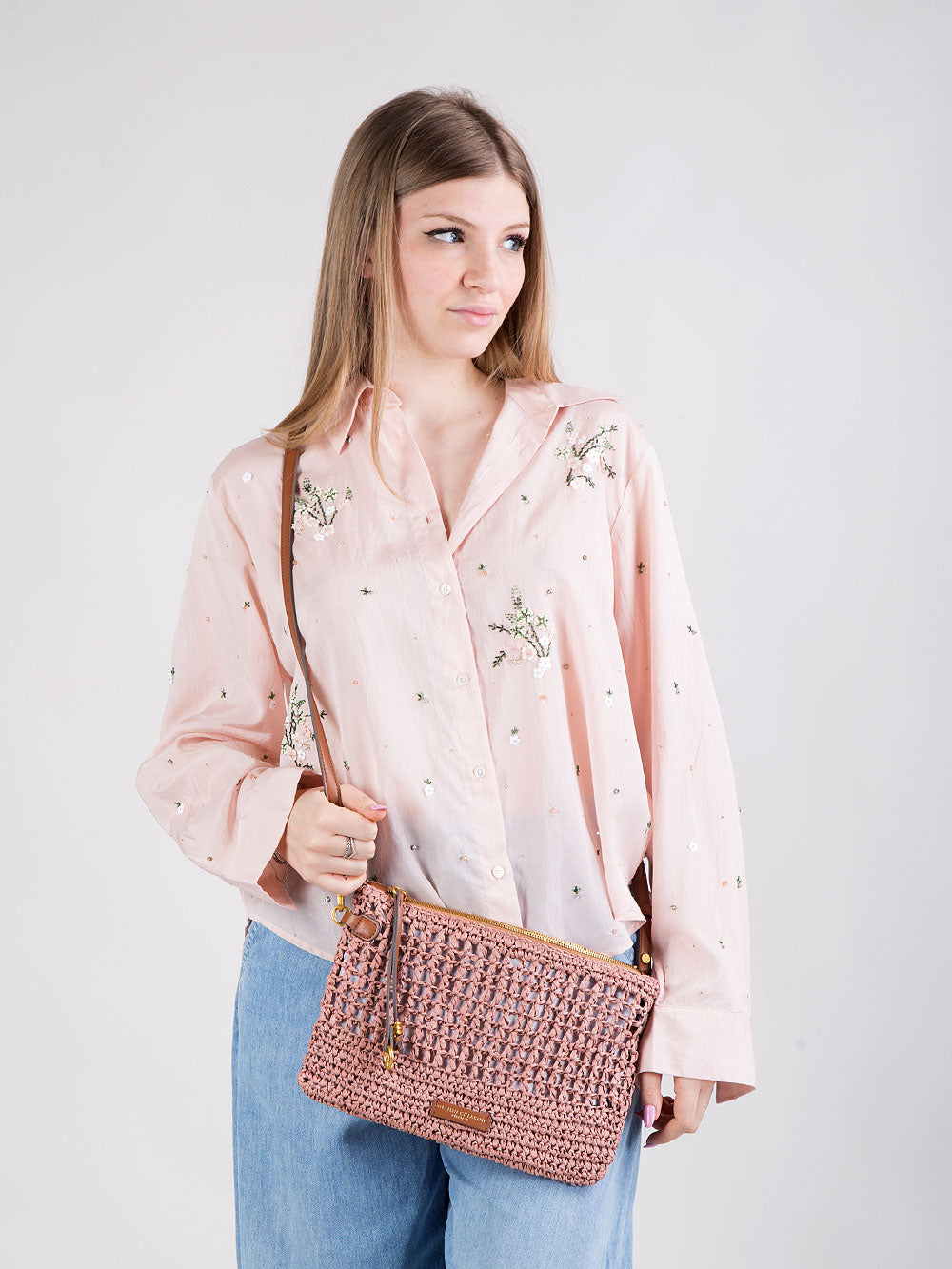 Pouch Nefeli in paglia