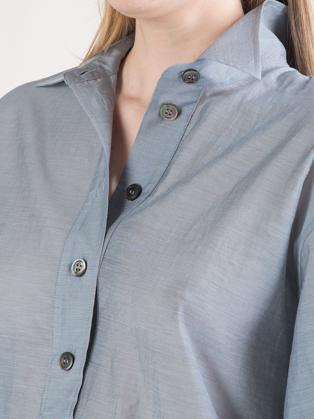 Camicia over con abbottonatura a polo