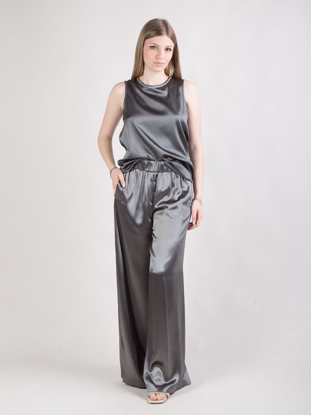 Completo con maxi paillettes