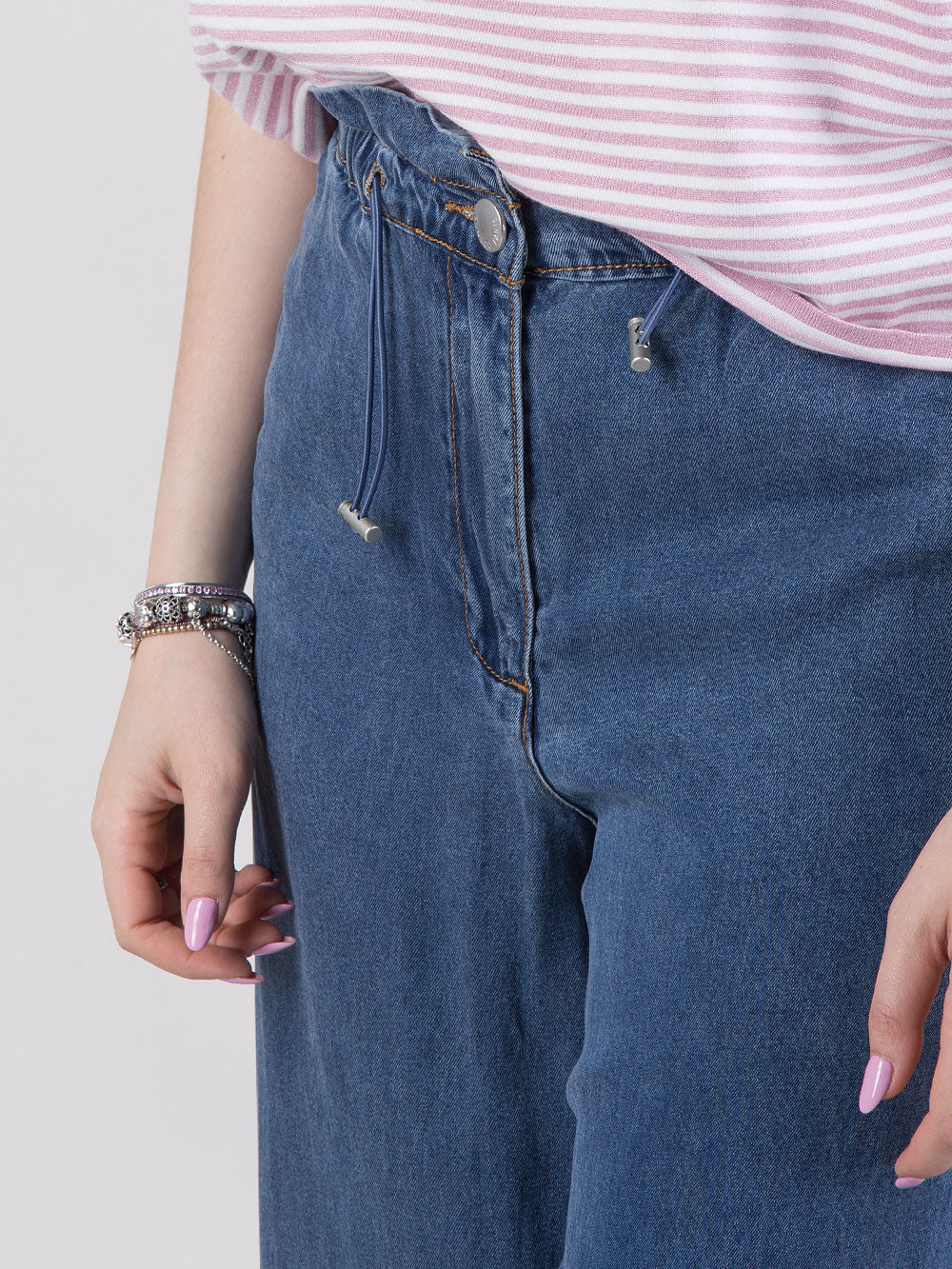 Jeans oversize a vita alta