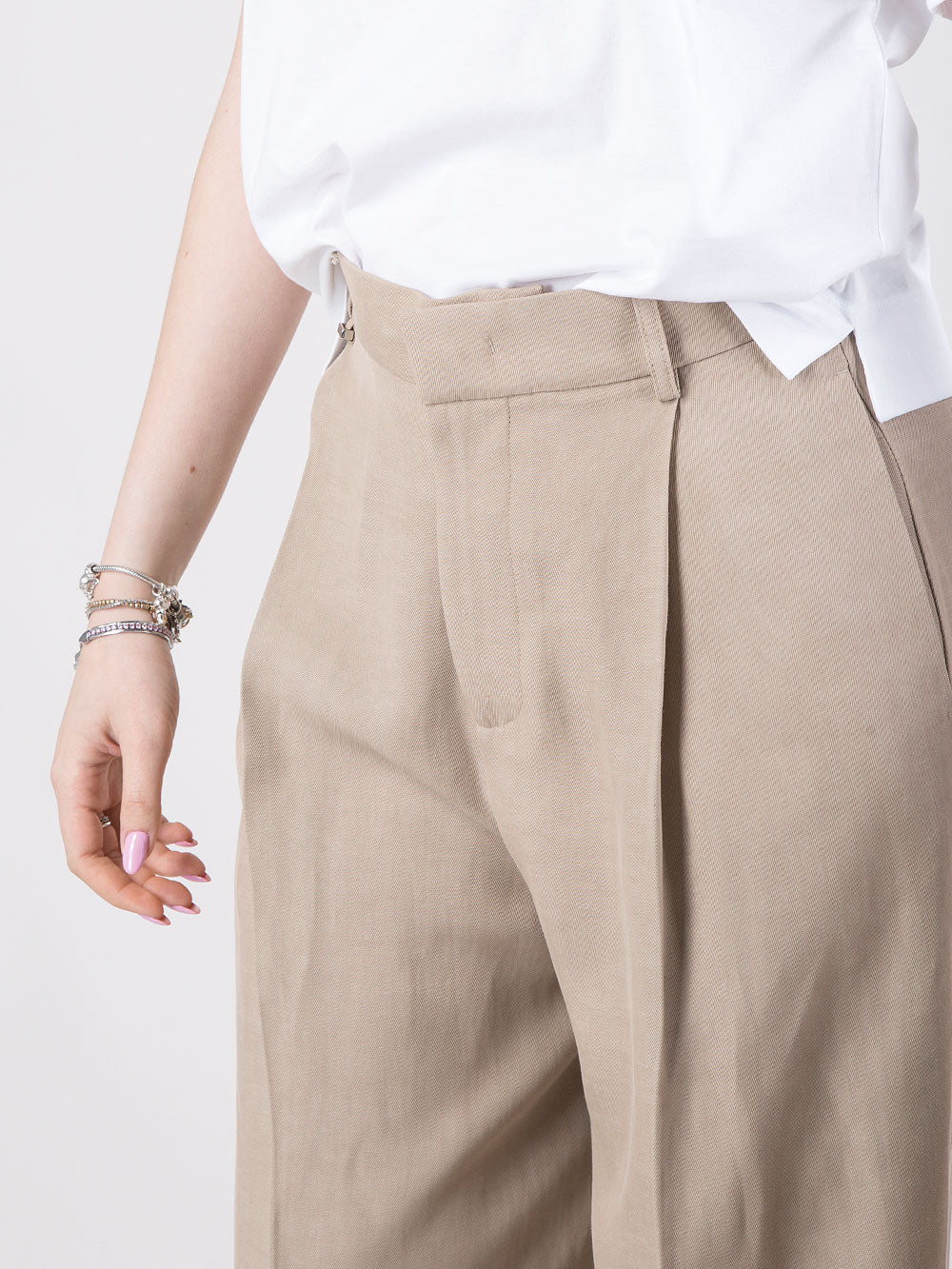 Pantalone classico in gabardina effetto washed
