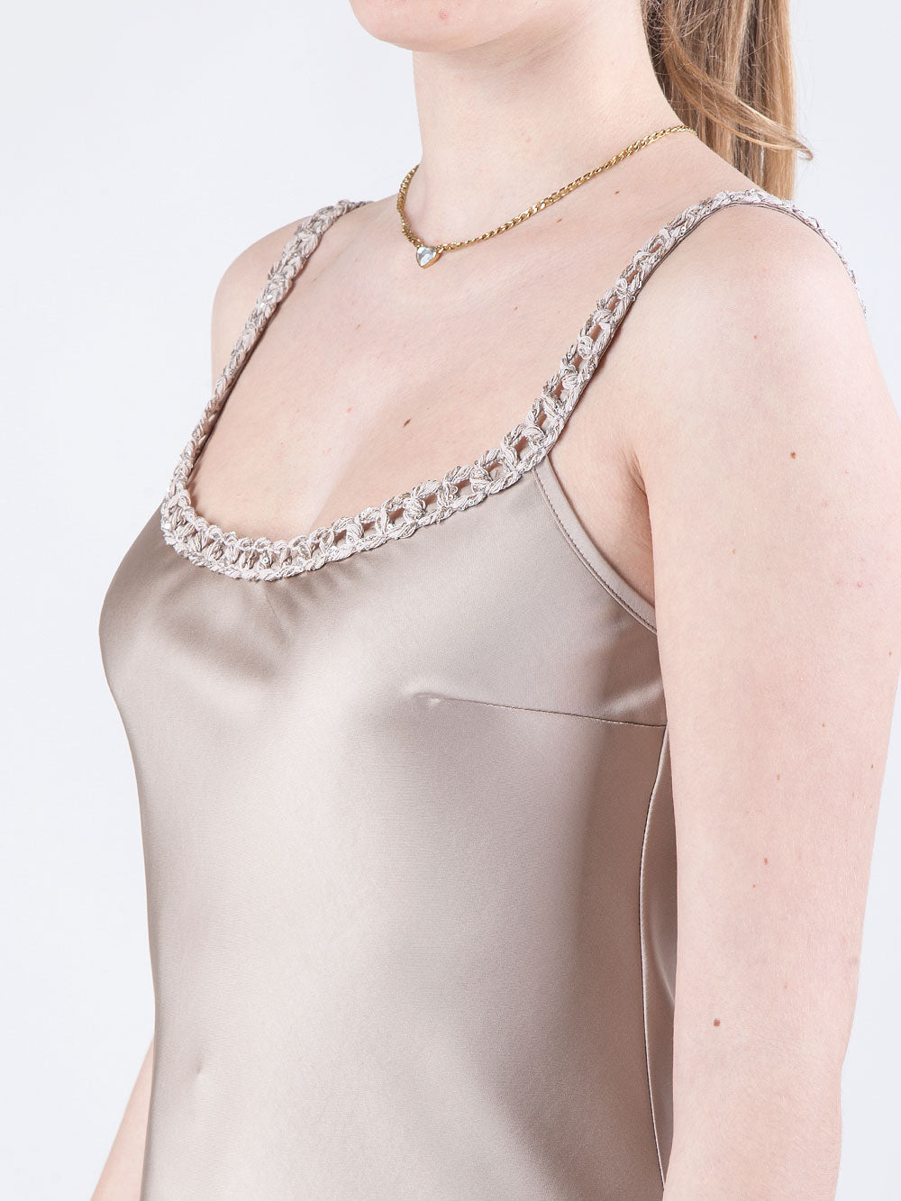 Abito in satin con giacchino