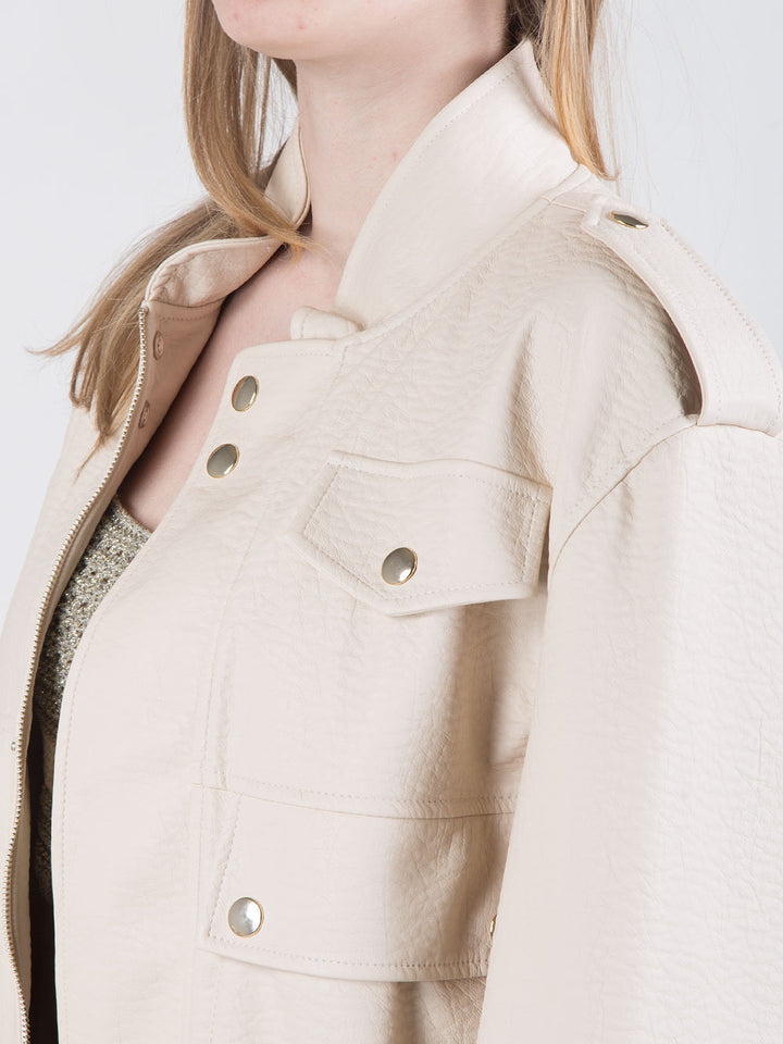 Bomber in eco pelle martellata
