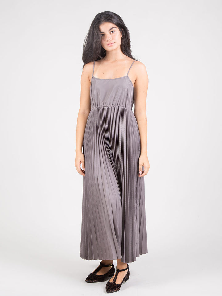 Abito con sottoveste