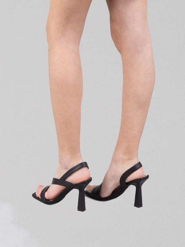 SMOOTH LEATHER SANDALS