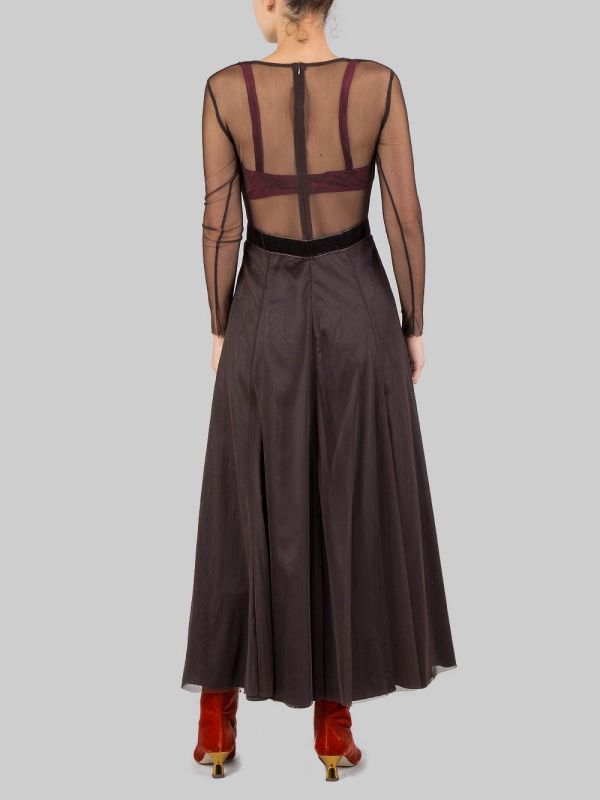 ABITO LUNGO MARRONE IN TULLE CON CINTURA A FIORI IN VITA