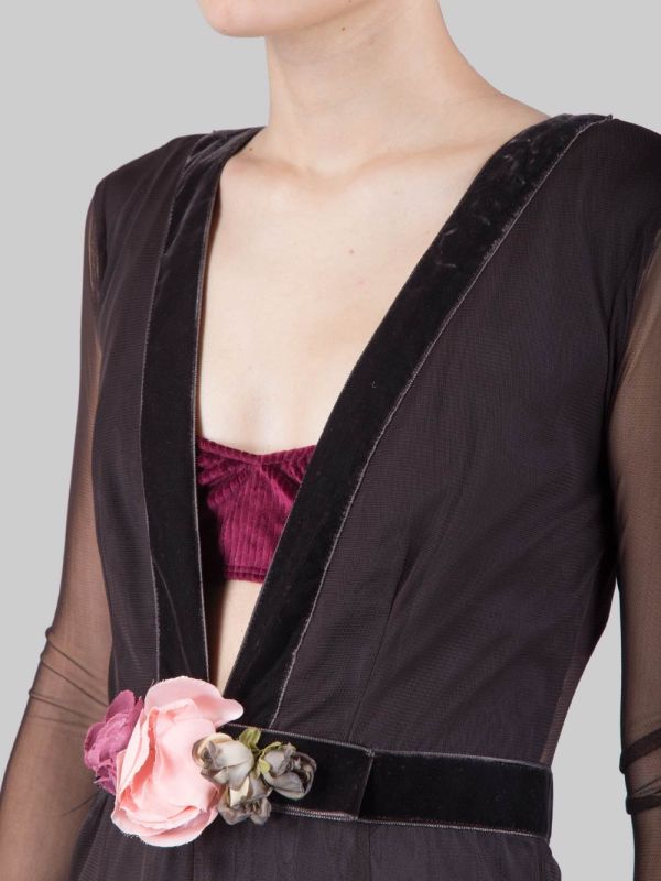 ABITO LUNGO MARRONE IN TULLE CON CINTURA A FIORI IN VITA
