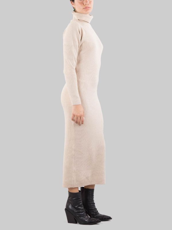 ABITO MIDI BEIGE A COSTINE CON COLLO ALTO E APERTURA SULLA SPALLA