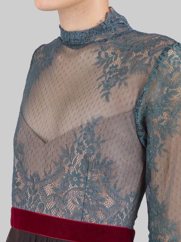 ABITO MIDI IN PIZZO VERDE SALVIA E GONNA IN TULLE MARRONE CON CINTURA IN VELLUTO