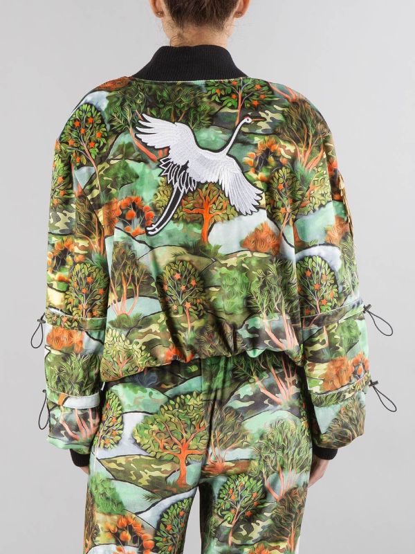 BOMBER IN VELLUTO A FANTASIA CON PATCH