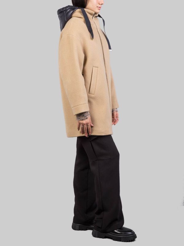 CAPPOTTO IN LANA CAMMELLO CON IMBOTTITURA E CAPPUCCIO