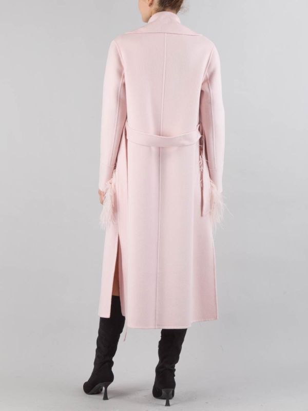 CAPPOTTO LUNGO IN LANA ROSA CON TASCHE PROFILATE DI PIUME