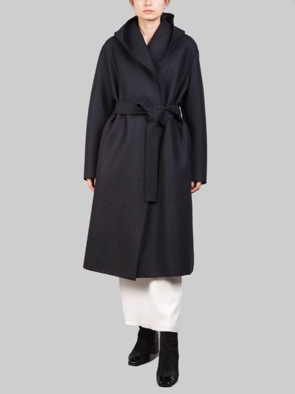 CAPPOTTO LUNGO NERO "A VESTAGLIA" IN LANA VERGINE PRESSATA CON CINTURA