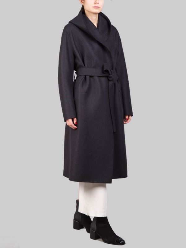 CAPPOTTO LUNGO NERO "A VESTAGLIA" IN LANA VERGINE PRESSATA CON CINTURA