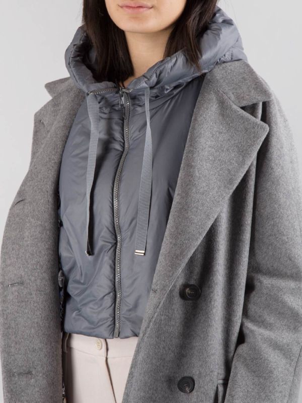 CAPPOTTO OVERSIZE IN PANNO GRIGIO CON IMBOTTITURA PARZIALE E CAPPUCCIO