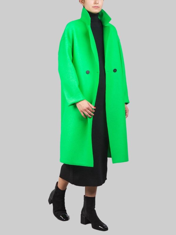 CAPPOTTO OVERSIZE VERDE ACCESO DOPPIOPETTO IN LANA VERGINE PRESSATA