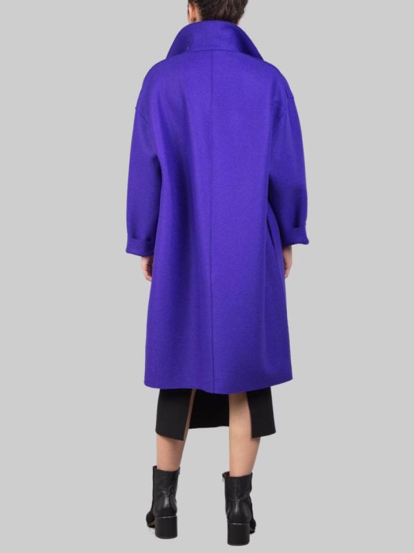 CAPPOTTO OVERSIZE VIOLA DOPPIOPETTO IN LANA VERGINE PRESSATA