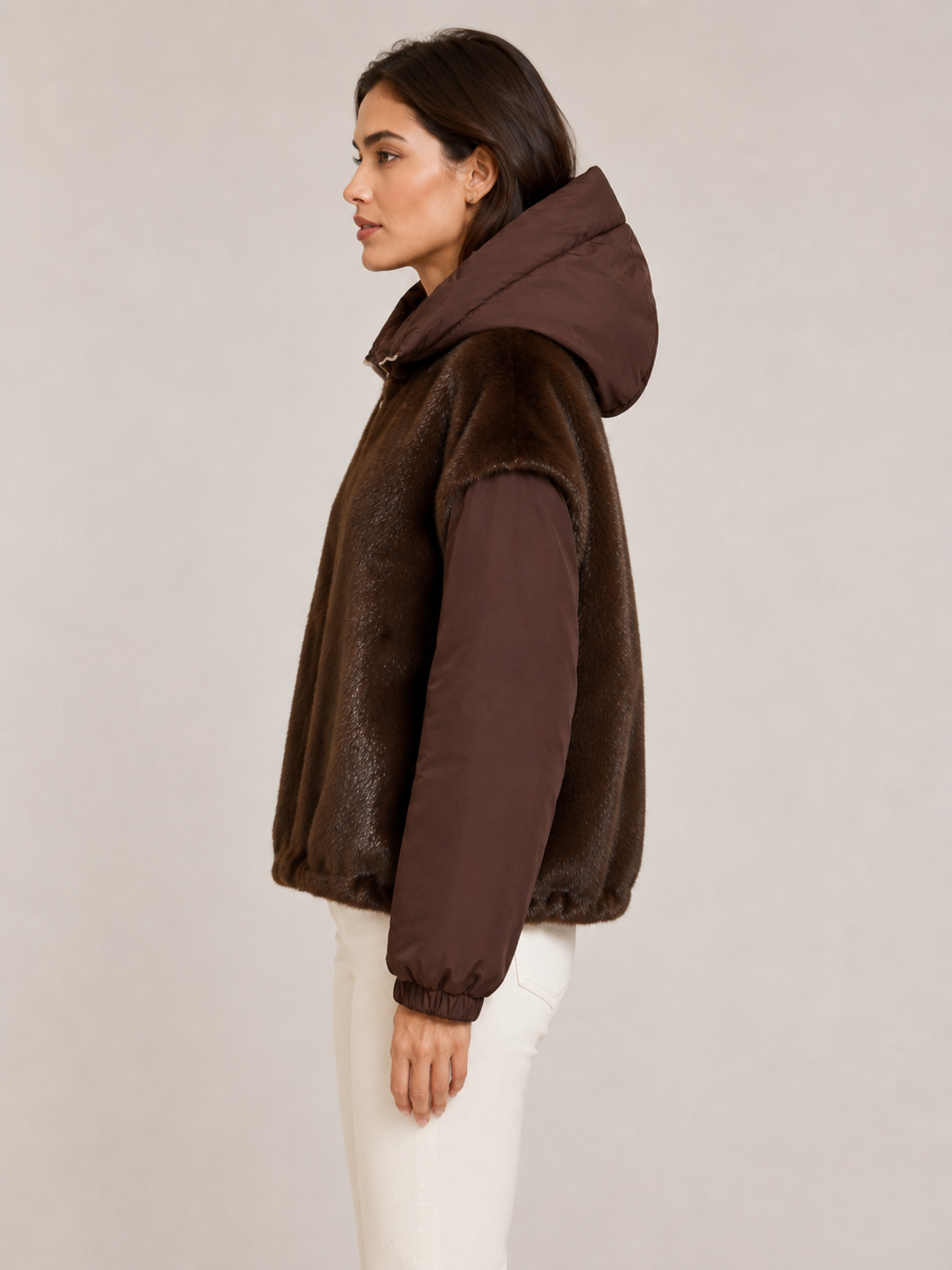 Eco pelliccia marrone con cappuccio