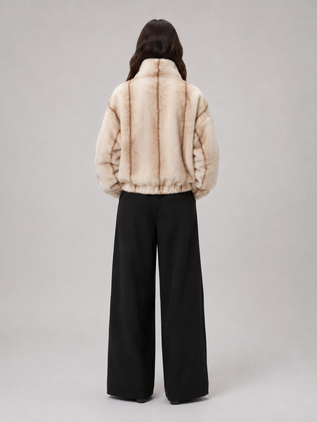 Bomber Cropped in Eco Pelliccia
