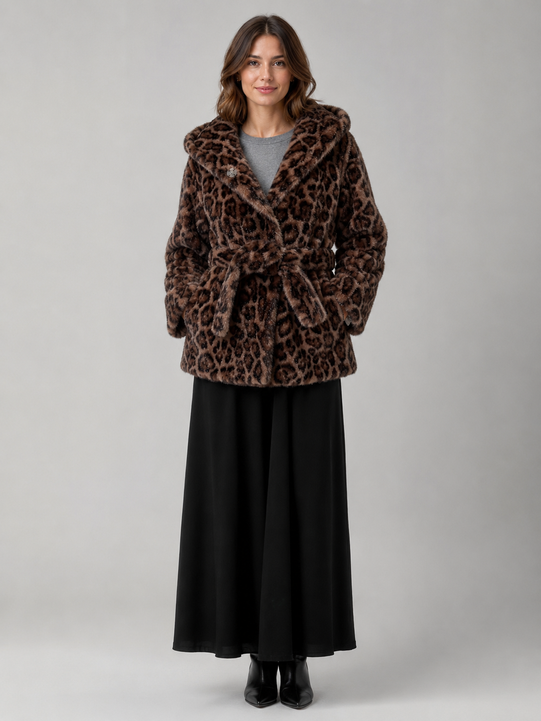 Giacca in eco pelliccia leopardata cin cintura