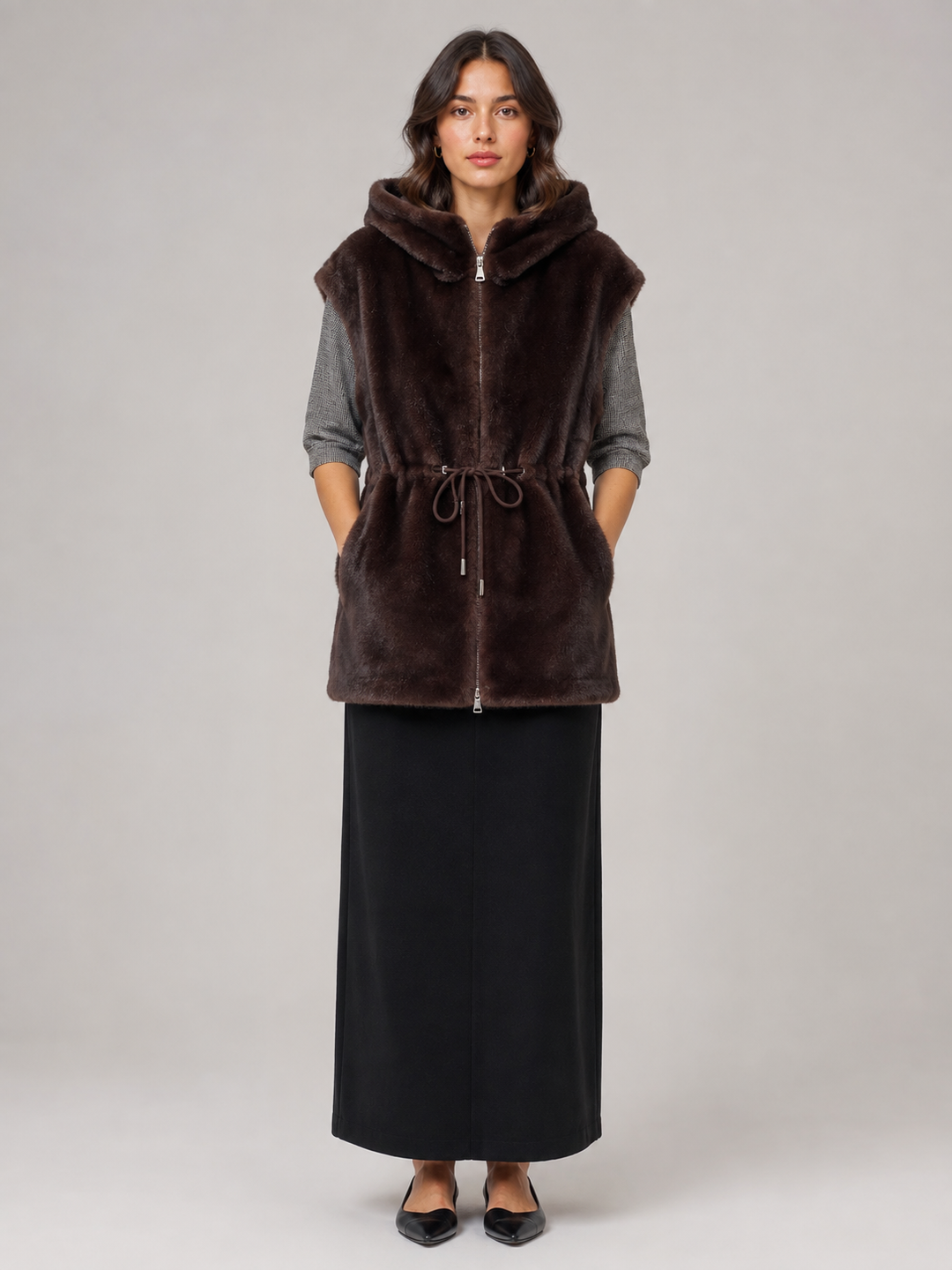 Gilet in eco pelliccia con coulisse