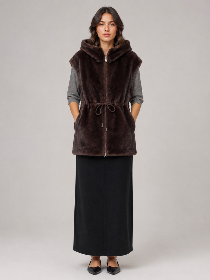 Gilet in eco pelliccia con coulisse