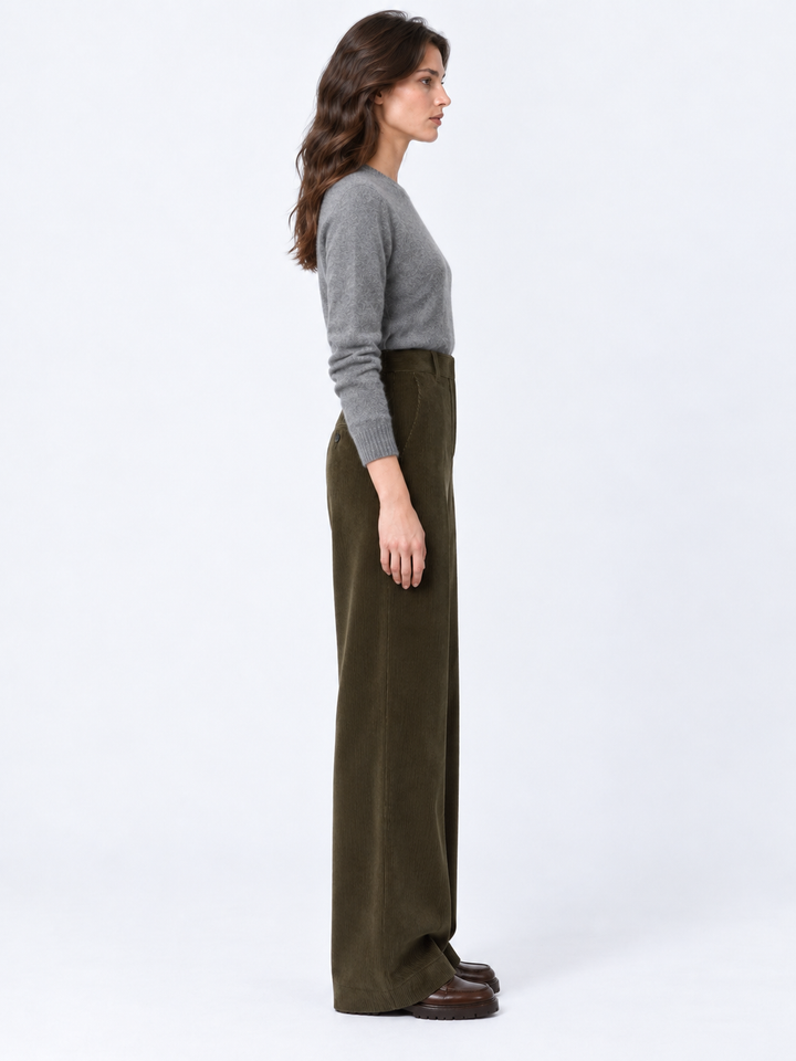 Pantalone ampio in velluto a coste