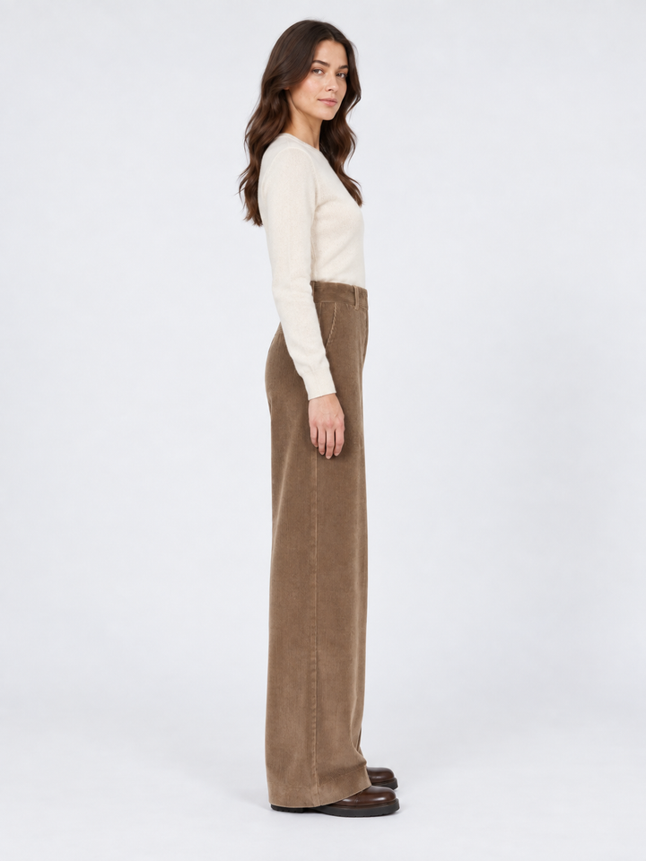 Pantalone ampio in velluto a coste