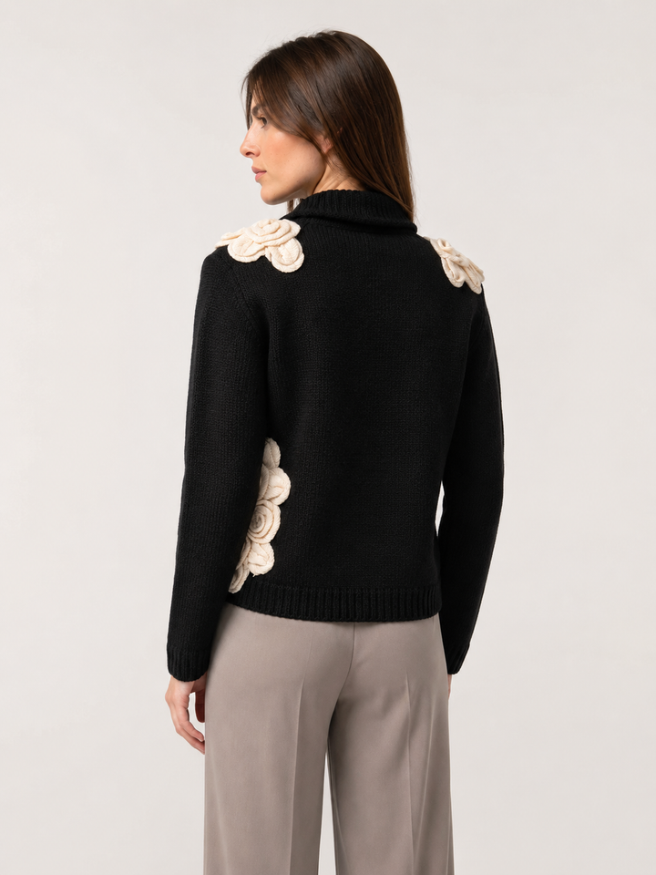 Cardigan Nero con Applicazioni Floreali