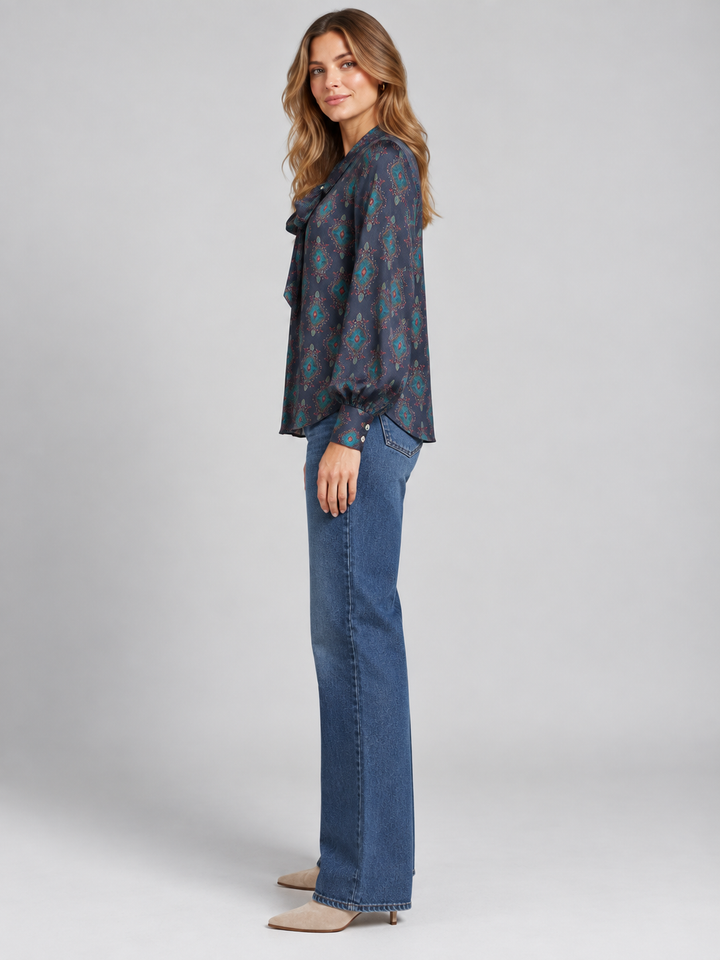 Camicia in viscosa con fiocco