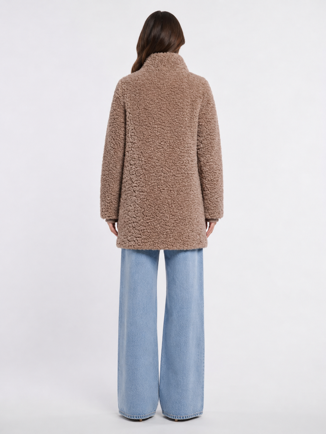 Cappotto Midi in Ecopelliccia con Collo Alto