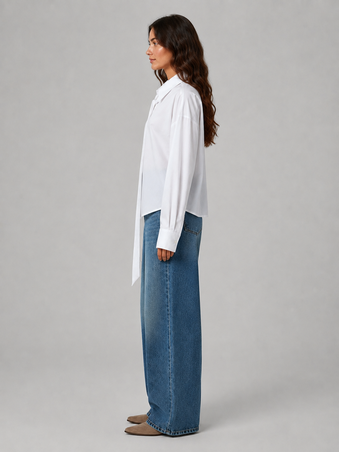 Camicia Bianca con Nastro al Collo