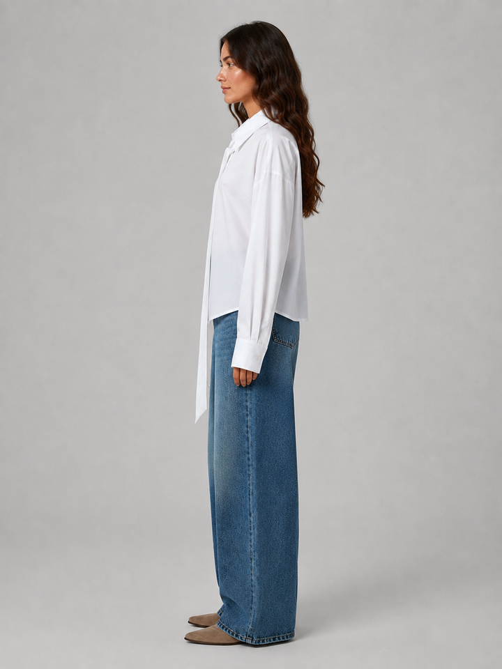 Camicia Bianca con Nastro al Collo