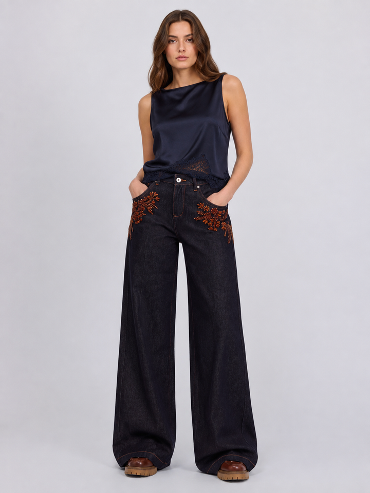 Jeans flare con ricami