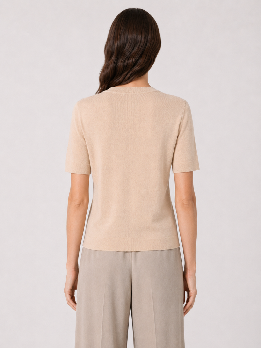 Maglia girocollo beige in lana, seta e cashmere