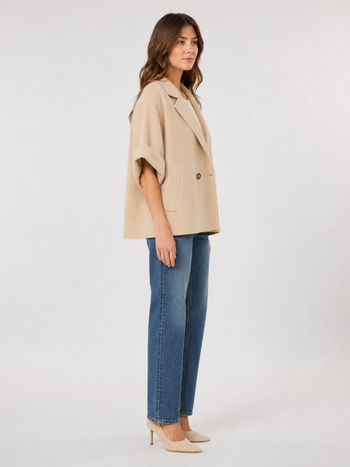 Cappotto corto doppiopetto in lana