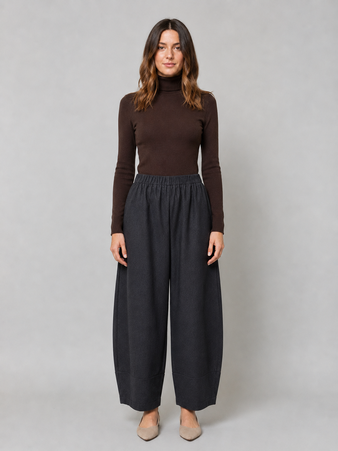 Pantalone ovetto con vita elasticizzata